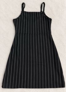 🖤Black Pinstripe Midi Dress ✨