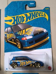 Hotwheels 58th anniversary with chase stingray