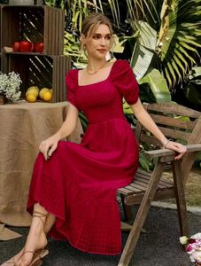 Chic Red Square Neck Puff Sleeve Midi Dress