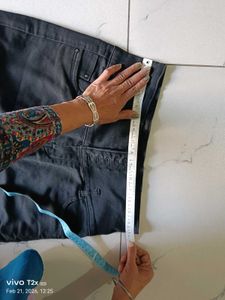 Stylish Black Jeans