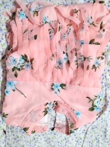 Charming Floral Print  top