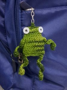 🐸 Crocheted  squirmy Frog Keychain 🐸