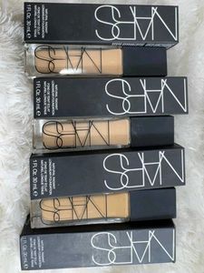 NARS Natural Radiant Longwear Foundation
