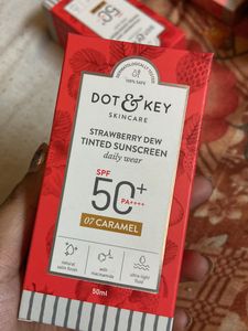 Dot &amp; Key Strawberry Dew Tinted Sunscreen SPF 50+