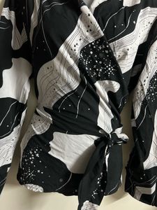 Monochrome Abstract Print Wrap Top
