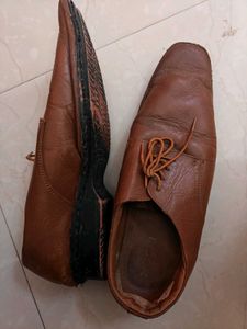 Mochi Brown Leather Formal Shoes