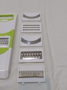 Multi-functional Vegetable Slicer