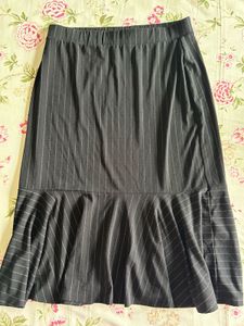 Chic Pinstripe Flared Skirt