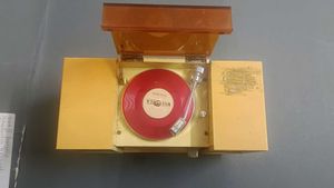 Vintage Musica Record Player musical box