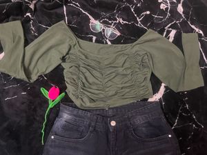 Chic Ruched Long Sleeve Top