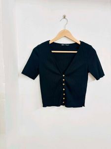 Zara Ribbed V Neck Button up top