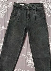 Mom Fit Denim Jeans 👖