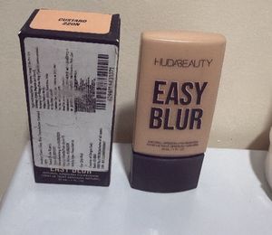 Huda Beauty Easy Blur Foundation - Custard