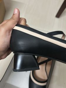 Chic Black Ballerina Heels with Strap