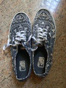 Vans x Star Wars Stormtrooper Bandana Sneakers