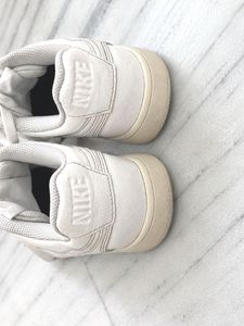 Nike White Leather Sneakers