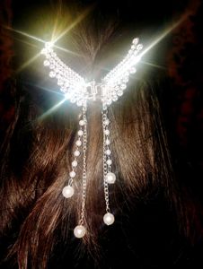 Korean Style Pearls Butterfly Clutcher