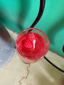 Strawberry Scented Candle with Fizz