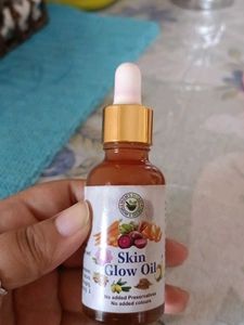 Mom's Secret Skin Glow Oil