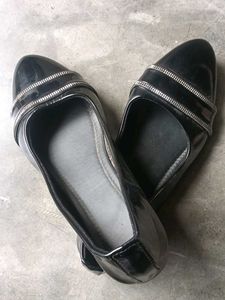 ChicBlack Ballerina Flats with Silver Embellishme