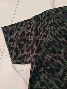 Leopard Print Cropped T-Shirt