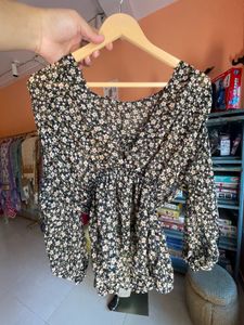 Floral Print V-Neck Blouse