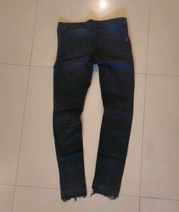 Stylish Ripped Black Jeans
