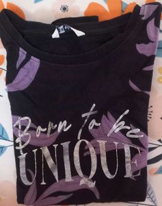 Unique Graphic Print T-Shirt