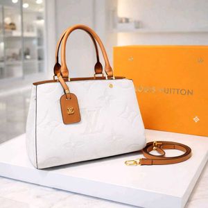 LOUIS VUITTON MONTAIGNE BAG WD magnetic box