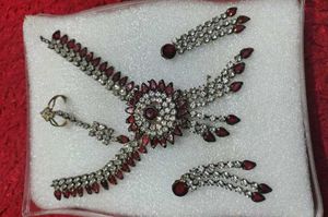 Stunning Red &amp; White Stone Jewellery Set