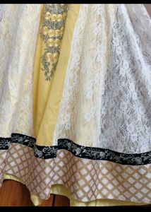 Elegant Yellow &amp; White Embroidered Kurta