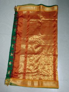 Green 💚 Pattu Saree With Blouse