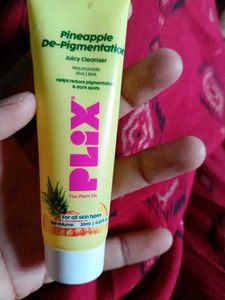Plix Pineapple De-Pigmentation Face Wash