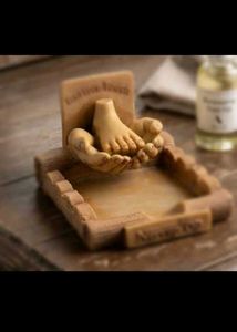Ceramic decor piece with Notepad Holder