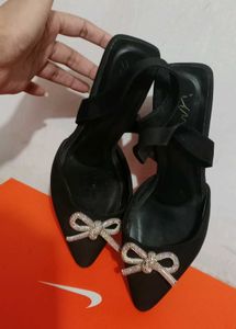 ❗Black Bow Stiletto Heels❗