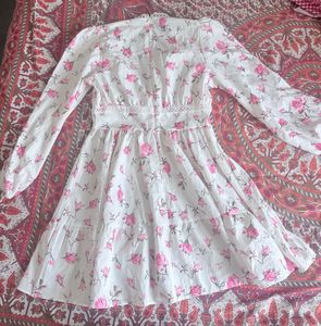 Charming Floral Print Mini Dress