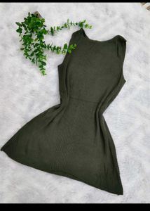 Olive Green Sleeveless Knit top