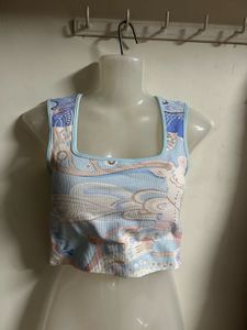 Trendy Blue Cloud Print Cropped Top
