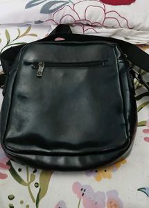 Stylish Men's Black Crossbody Bag