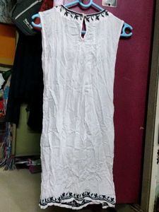 Embroidered White Kurta