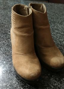 Cleo Boots By Khadims