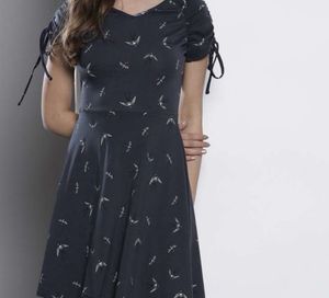 Brand New Dorothy Perkins Fit And Flare Dress