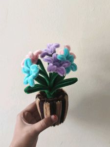 Pipe Cleaner Flower Pot