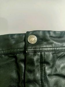 Plus Size Black Faux Leather Mini SkirtnWaist 40"