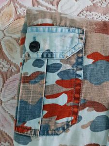 THEHUGG Camouflage Print Shirt