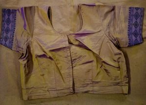 🆕New Shiny Silk Saree With Blouse