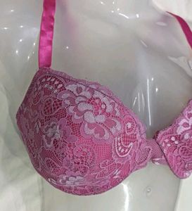 ⭐ Pink Lace Padded Bra