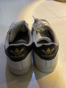 Adidas Superstar Sneakers