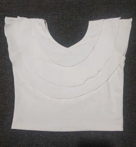 🤍Parisian Ruffle Top