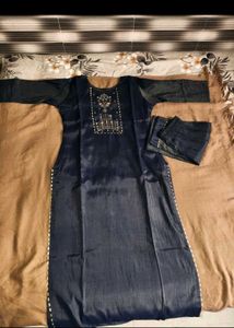 Elegant Blue Kurta Set with Embroidery